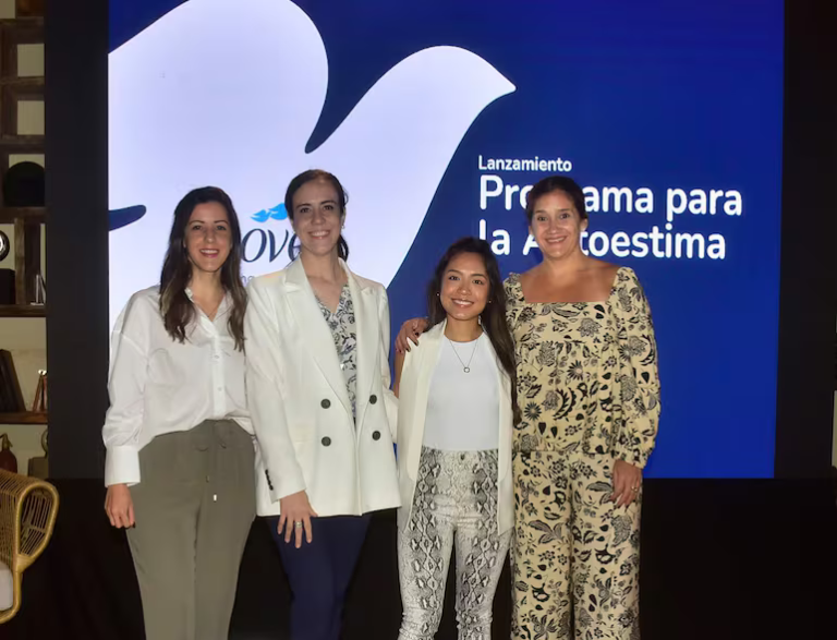 Dove presentó su Programa para la Autoestima 2023
